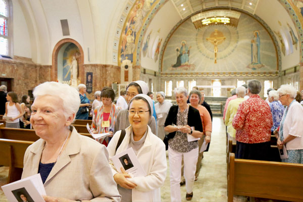 Mass-with-Archbishop3