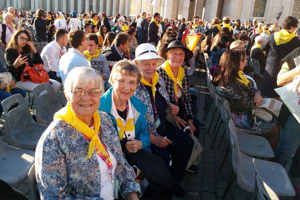 Sisters-of-Charity-of-Leavenworth-waiting-to-see-Pope-Francis-at-International-Symposium-Oct-2017